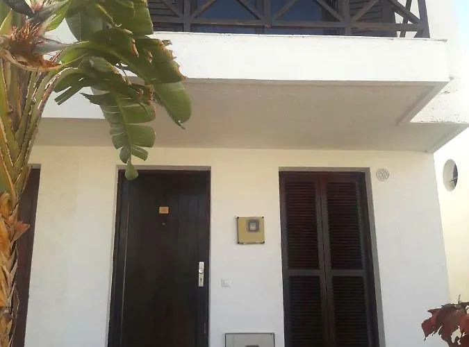 Будинок відпочинку Tenerife House Playa De Americas Плайя-де-лас-Амерікас