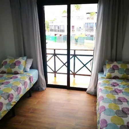 Tenerife House Playa De Americas 펜션 *